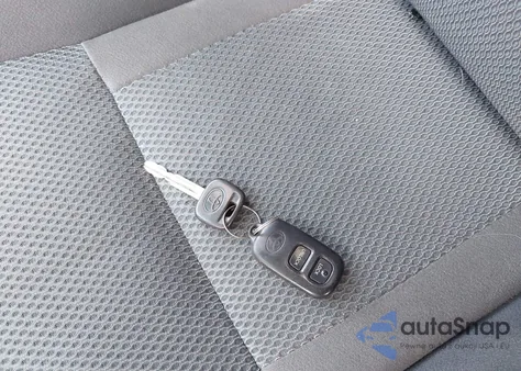 2005 Toyota Rav4 из США, поврежденный, VIN JTEHD20V456033713